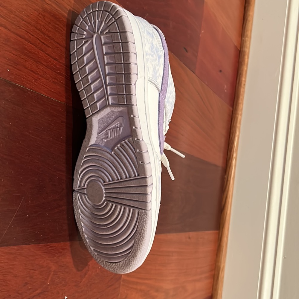Nike Dunk Low’s OG Purple Pulse shoes - Picture 6 of 9